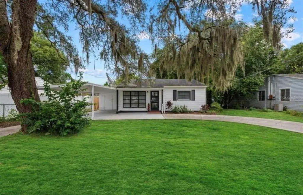 Property for sale at 305 E BOUGAINVILLEA AVENUE, TAMPA, FL, 33612