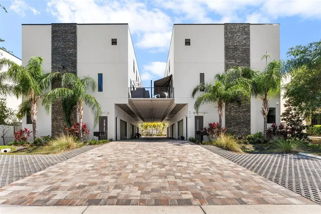 Property for sale at 4910 W MCELROY AVENUE UNIT 6, TAMPA, FL, 33611