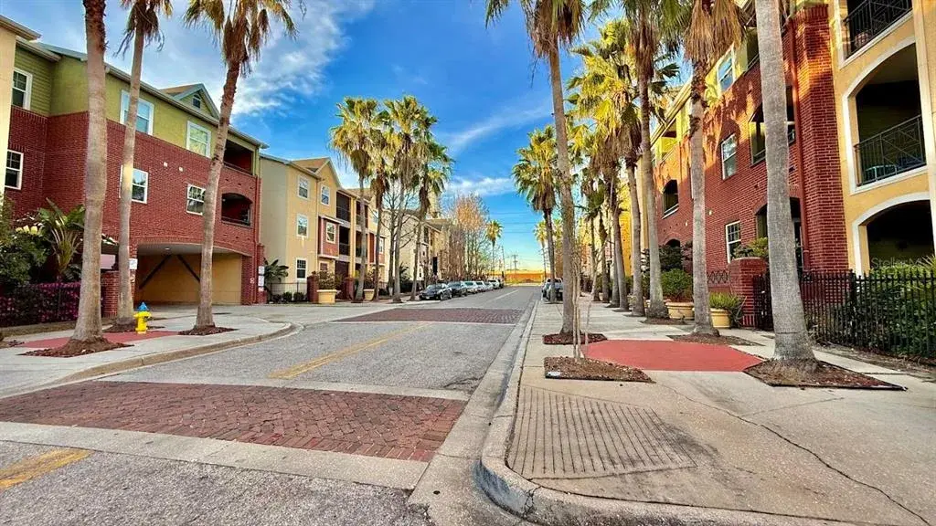 Property for sale at 1810 E PALM AVENUE UNIT 5114, TAMPA, FL, 33605