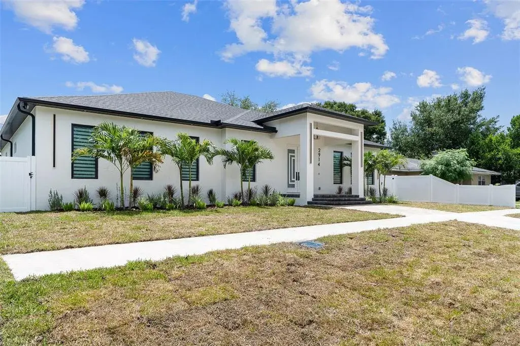Property for sale at 2914 W WALNUT STREET, TAMPA, FL, 33607