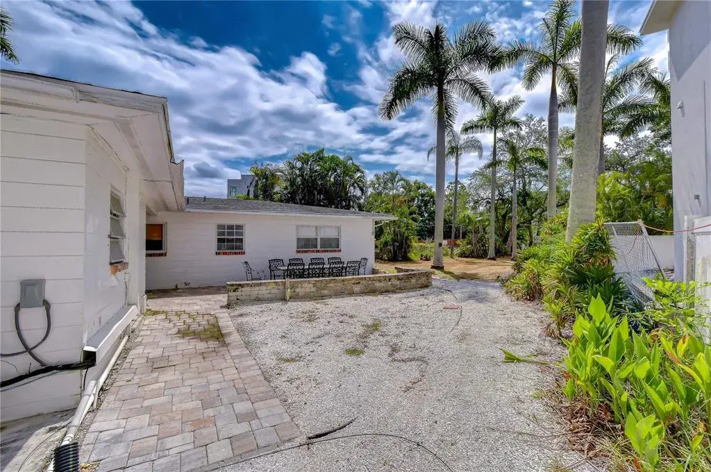 Property for sale at 5006 W DICKENS AVENUE, TAMPA, FL, 33629