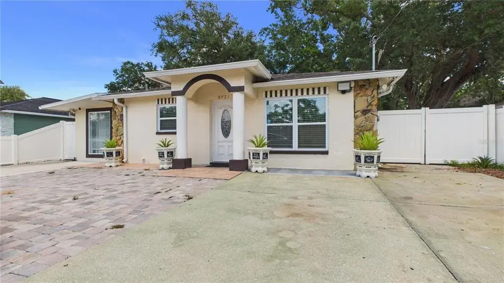 Property for sale at 8721 N ORANGEVIEW AVENUE, TAMPA, FL, 33617