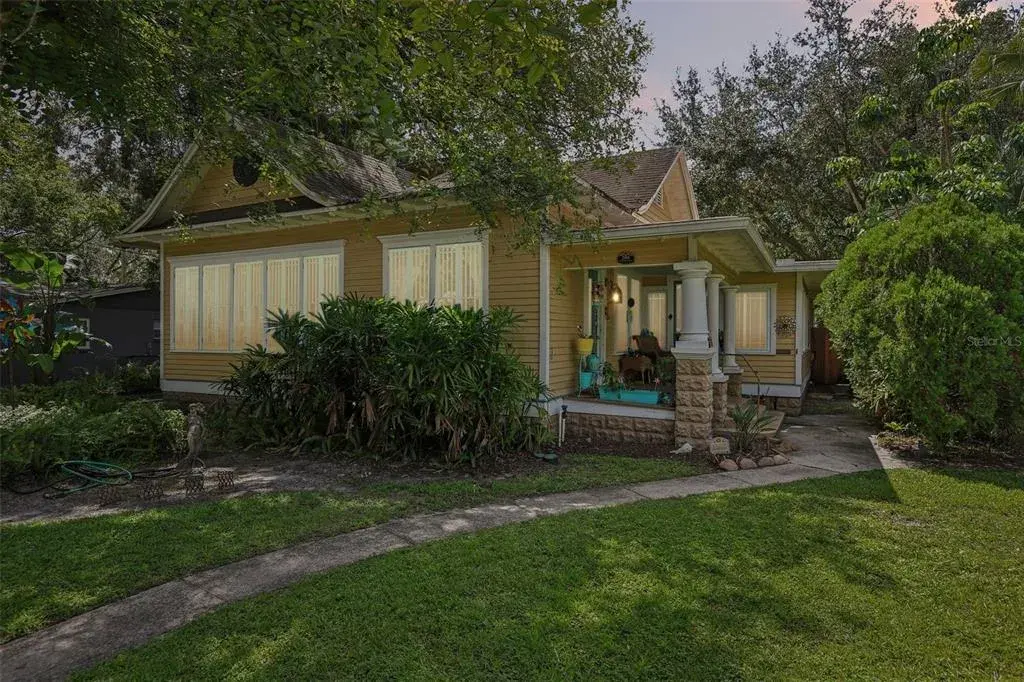 Property for sale at 204 W THOMAS STREET, TAMPA, FL, 33604