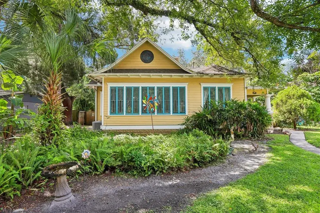 Property for sale at 204 W THOMAS STREET, TAMPA, FL, 33604