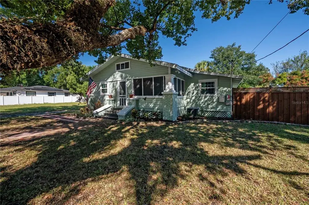 Property for sale at 1404 E CAYUGA STREET, TAMPA, FL, 33603