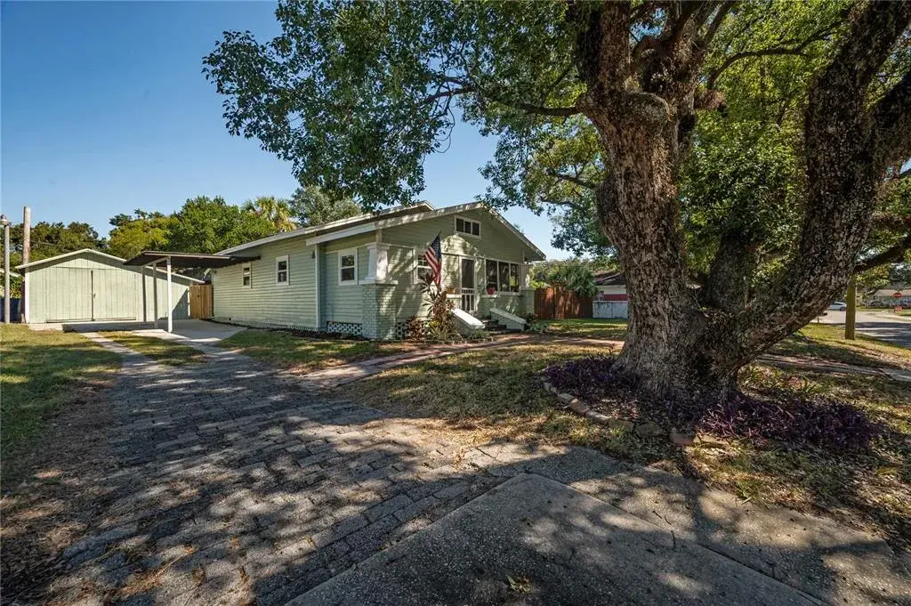Property for sale at 1404 E CAYUGA STREET, TAMPA, FL, 33603