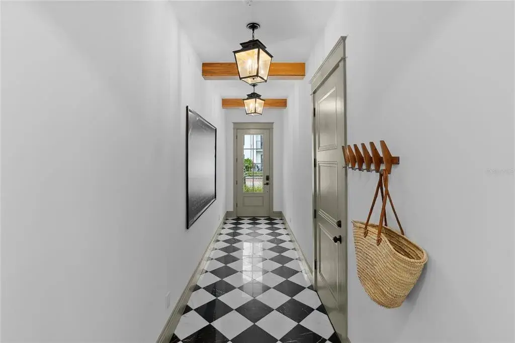 Property for sale at 417 W ROSS AVENUE UNIT 2, TAMPA, FL, 33602