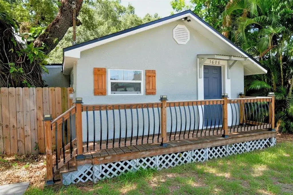 Property for sale at 1606 E OSBORNE AVENUE, TAMPA, FL, 33610