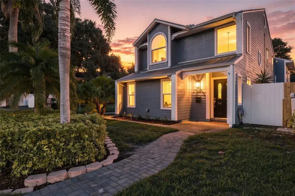 Property for sale at 2802 W ESTRELLA STREET, TAMPA, FL, 33629