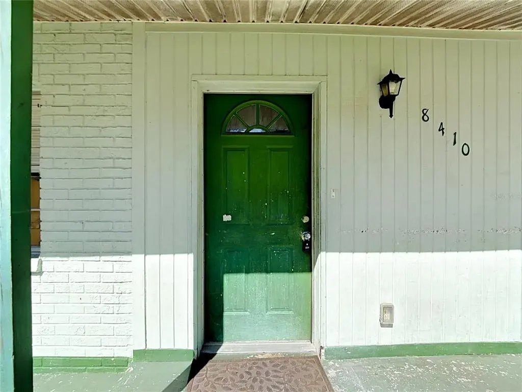 Property for sale at 8410 N SEMMES STREET, TAMPA, FL, 33604