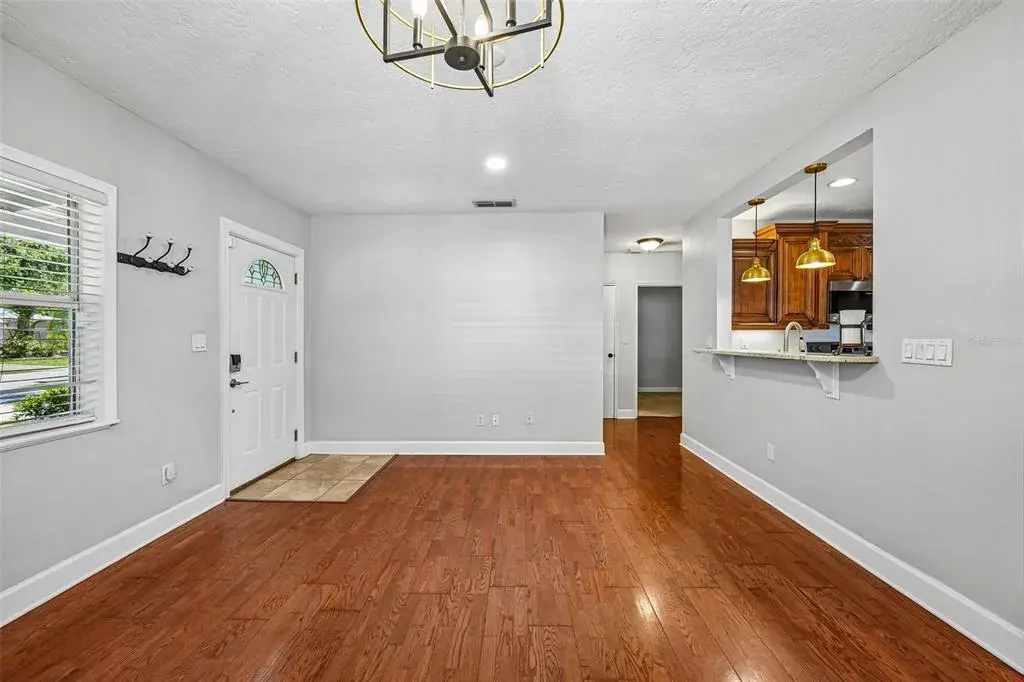Property for sale at 3924 W BAY VIEW AVENUE, TAMPA, FL, 33611
