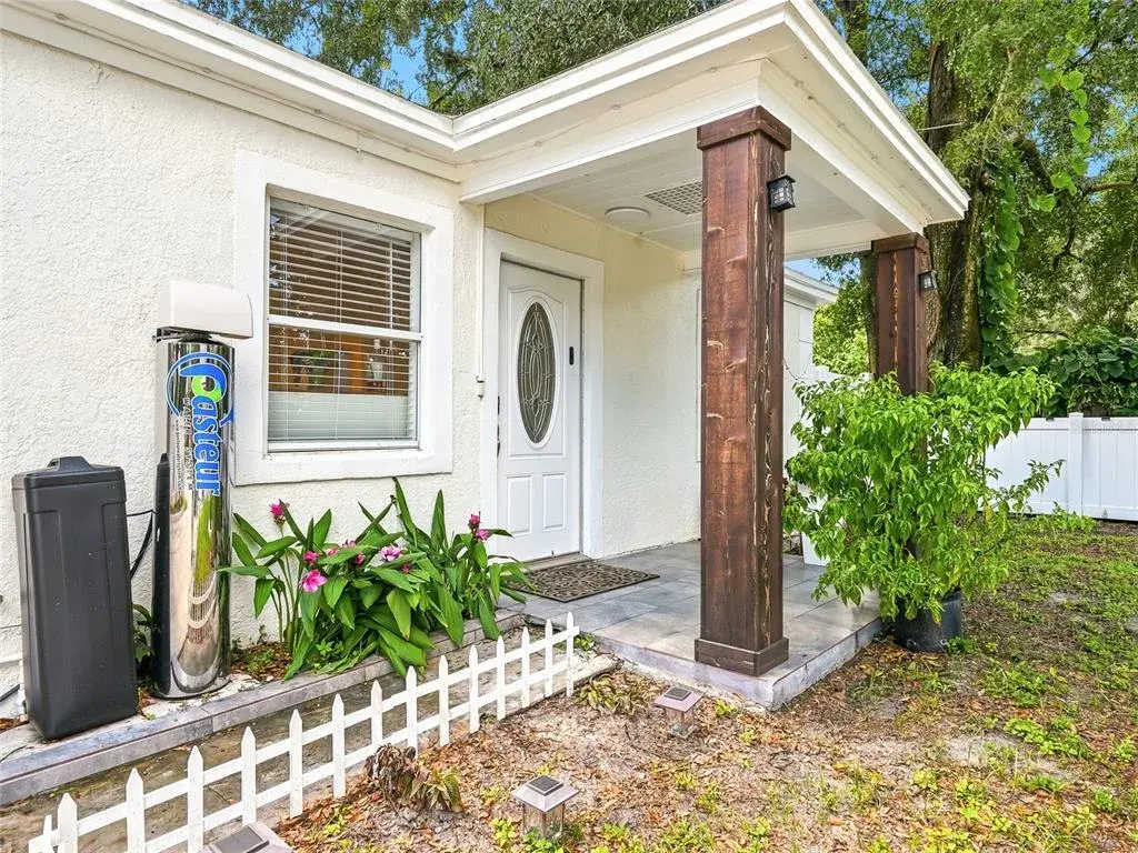 Property for sale at 701 E CRENSHAW STREET, TAMPA, FL, 33604