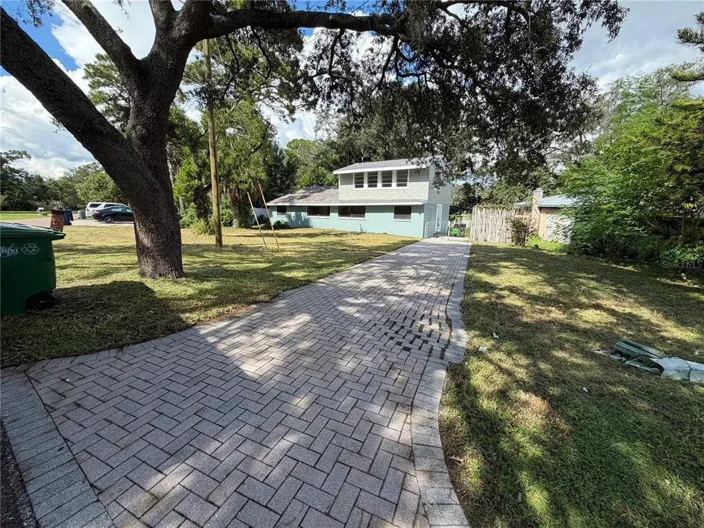 Property for sale at 10801 N EDISON AVENUE, TAMPA, FL, 33612