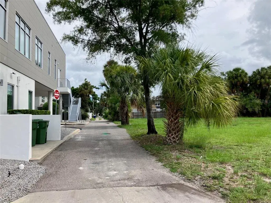 Property for sale at 2011 W PLATT STREET, TAMPA, FL, 33606
