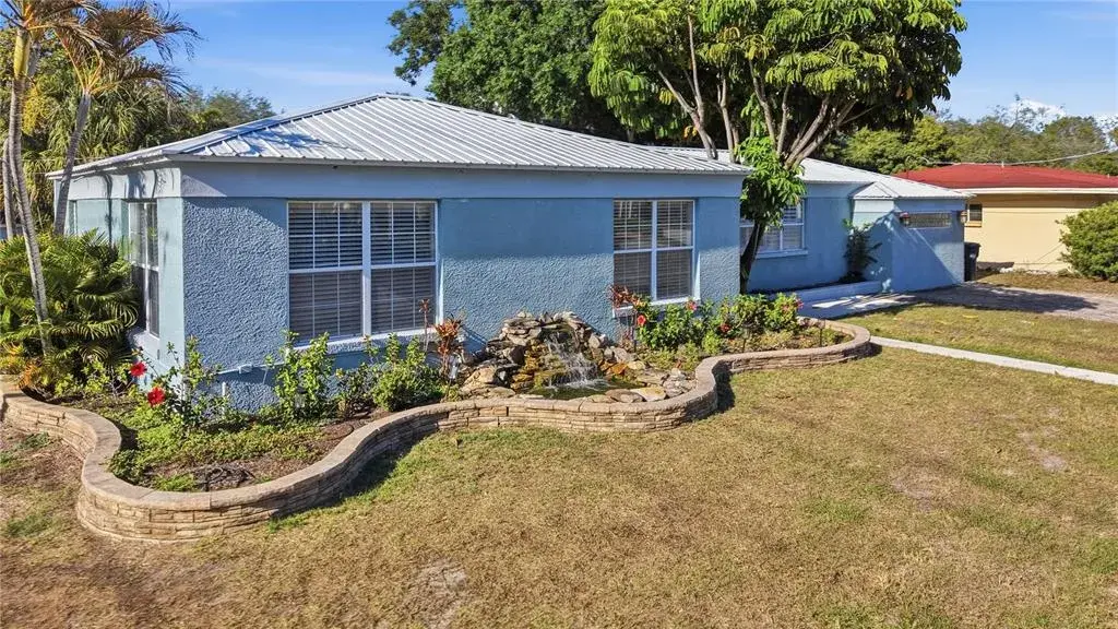 Property for sale at 3921 W BAY TO BAY BOULEVARD, TAMPA, FL, 33629