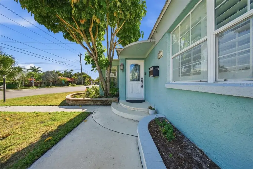 Property for sale at 3921 W BAY TO BAY BOULEVARD, TAMPA, FL, 33629