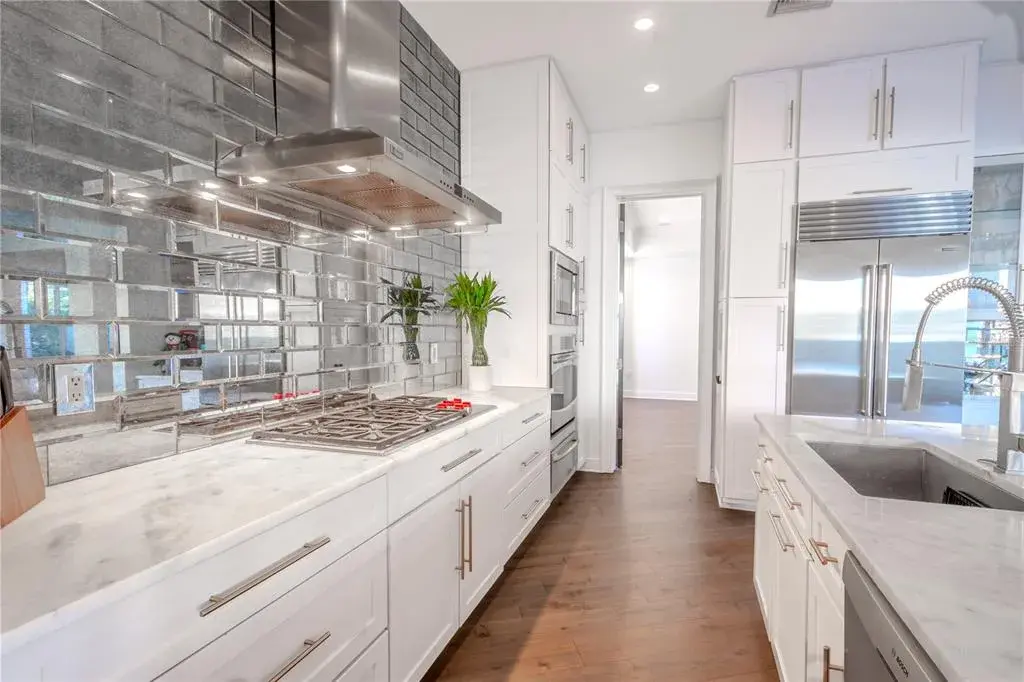 Property for sale at 2711 W TRILBY AVENUE, TAMPA, FL, 33611