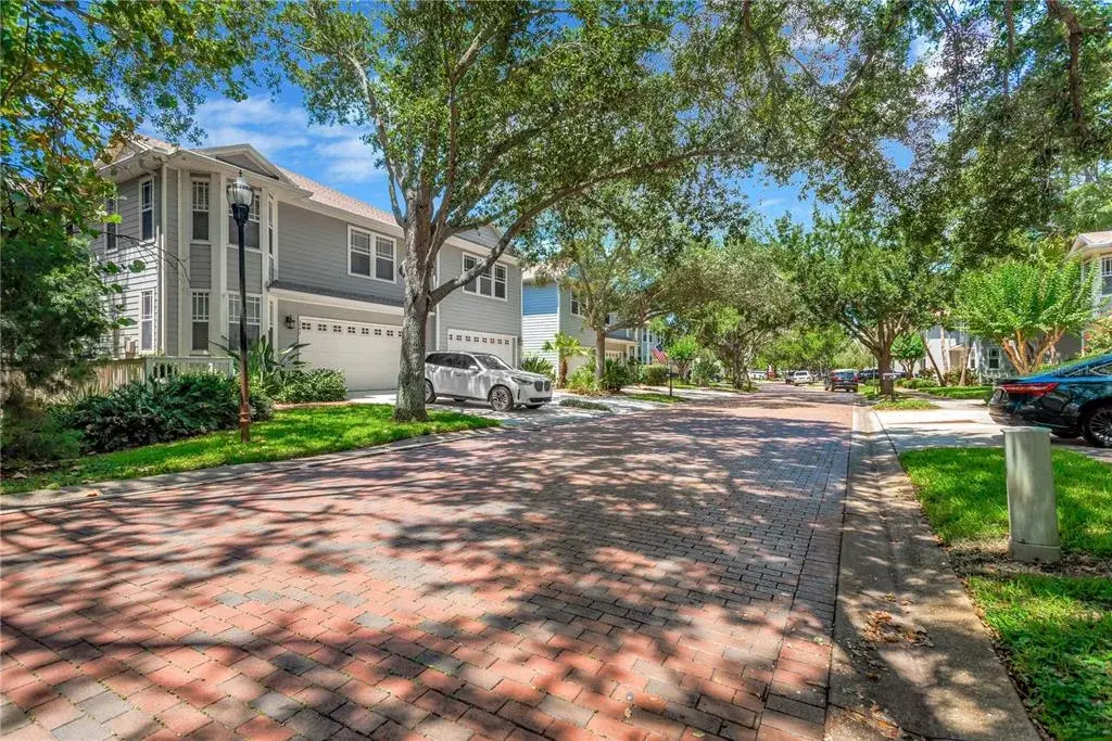 Welcome to Bayshore Trails!
