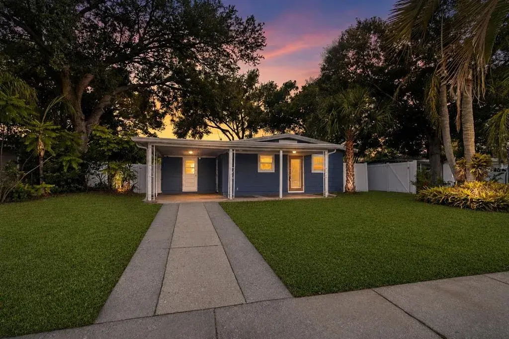 Property for sale at 4402 W TRILBY AVENUE, TAMPA, FL, 33616