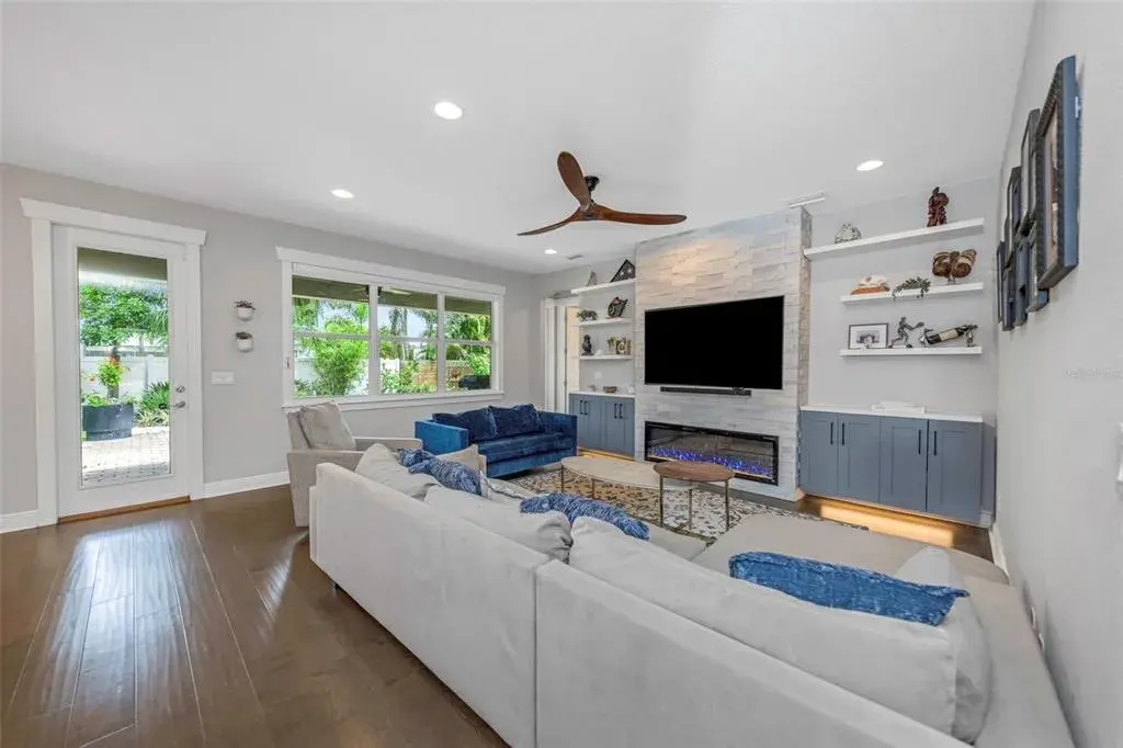 Property for sale at 4109 W VASCONIA STREET, TAMPA, FL, 33629