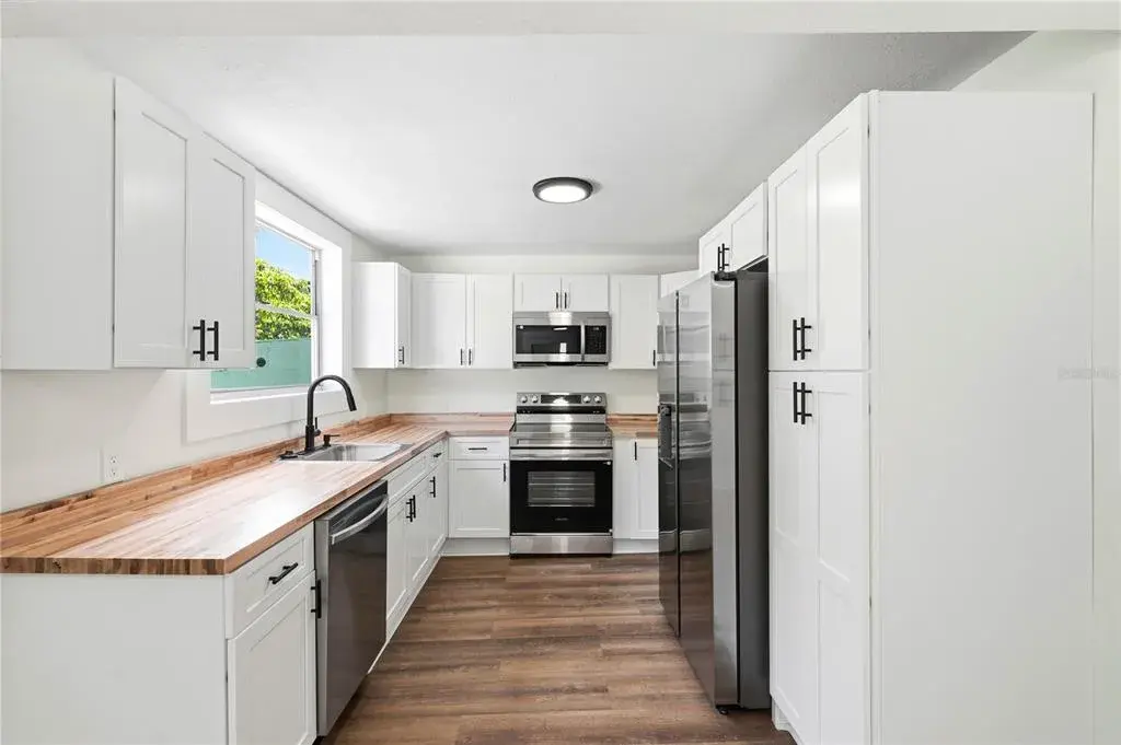 Property for sale at 1404 E 26TH AVENUE, TAMPA, FL, 33605
