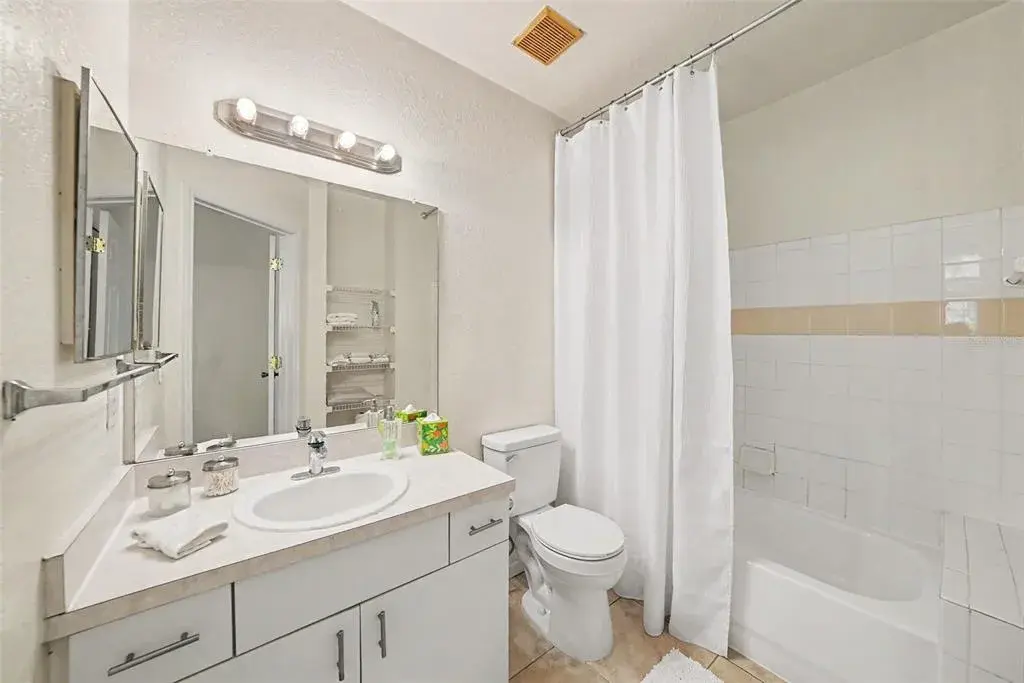 Property for sale at 17108 CARRINGTON PARK DR UNIT 722, TAMPA, FL, 33647