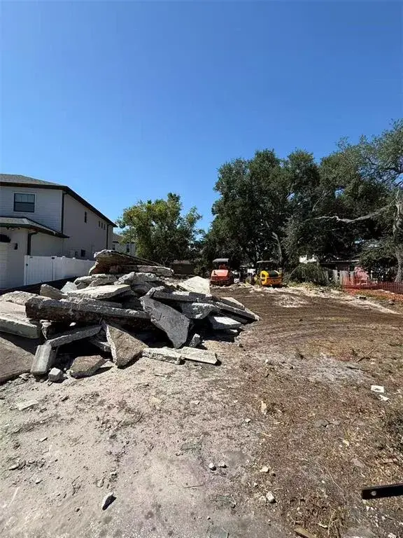 Property for sale at 3412 W ALLINE AVENUE, TAMPA, FL, 33611