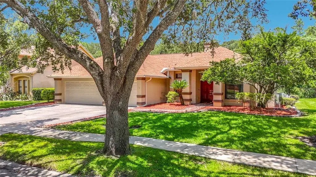 Property for sale at 16040 PENWOOD DRIVE, TAMPA, FL, 33647