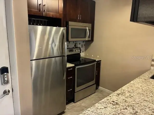 Property for sale at 3806 N OAK DRIVE UNIT V21, TAMPA, FL, 33611