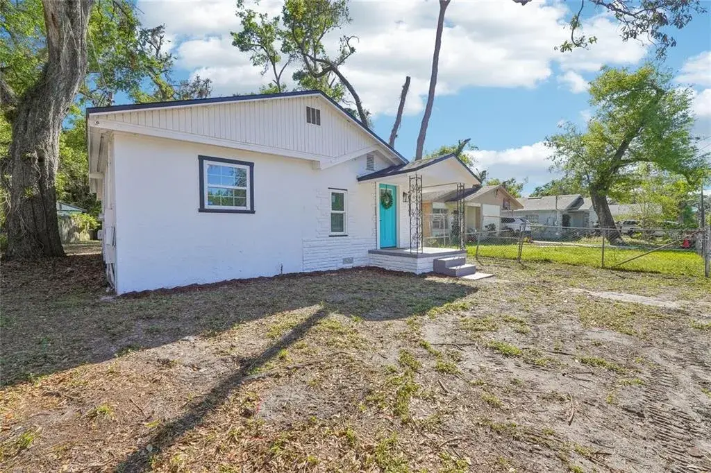 Property for sale at 2111 E ELLICOTT STREET, TAMPA, FL, 33610