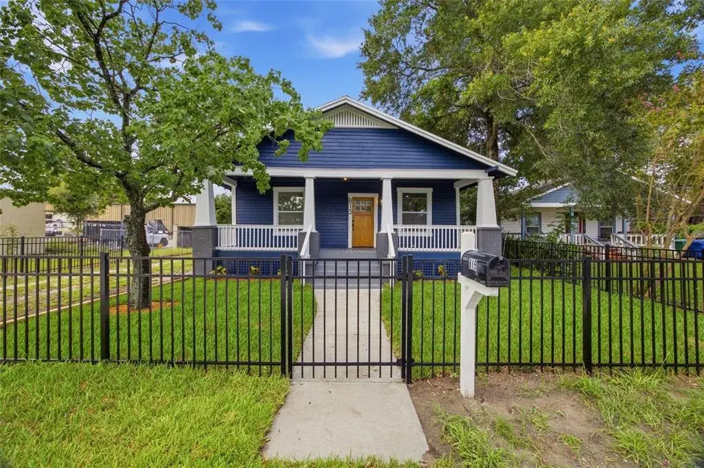 Property for sale at 815 E FRIERSON AVENUE, TAMPA, FL, 33603