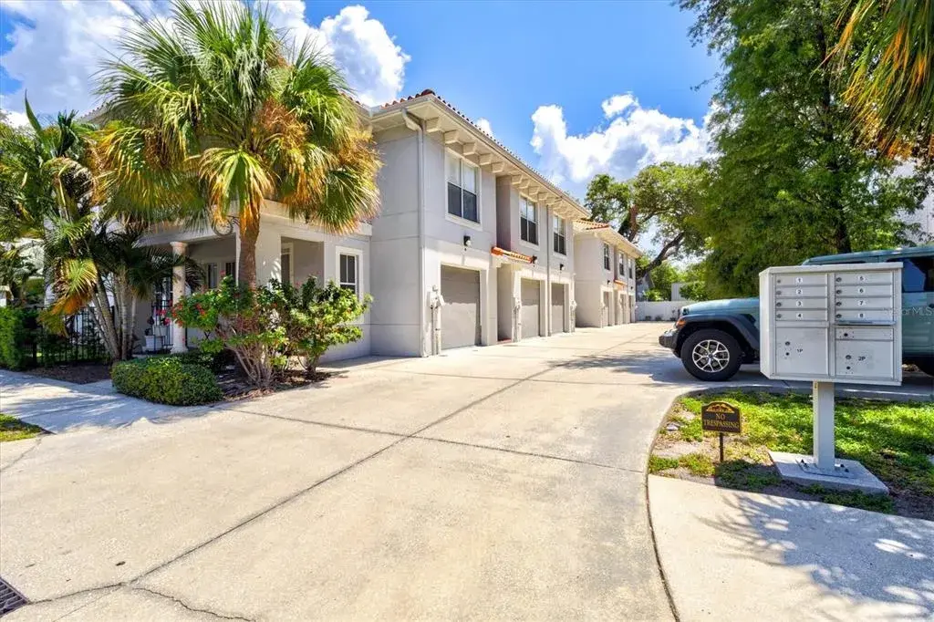 Property for sale at 212 S DAKOTA AVENUE UNIT E, TAMPA, FL, 33606