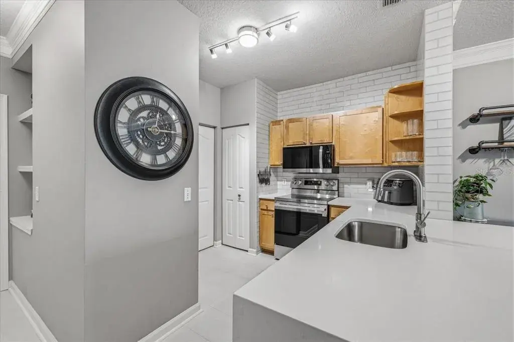 Property for sale at 4207 S DALE MABRY HIGHWAY UNIT 8308, TAMPA, FL, 33611