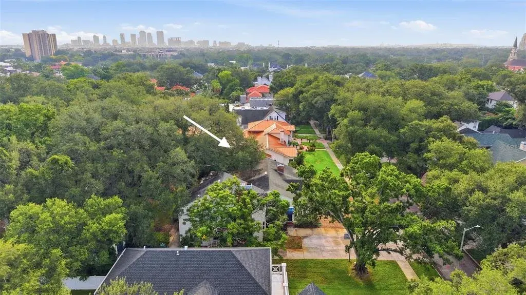 Property for sale at 3123 W OAKLYN AVENUE, TAMPA, FL, 33609