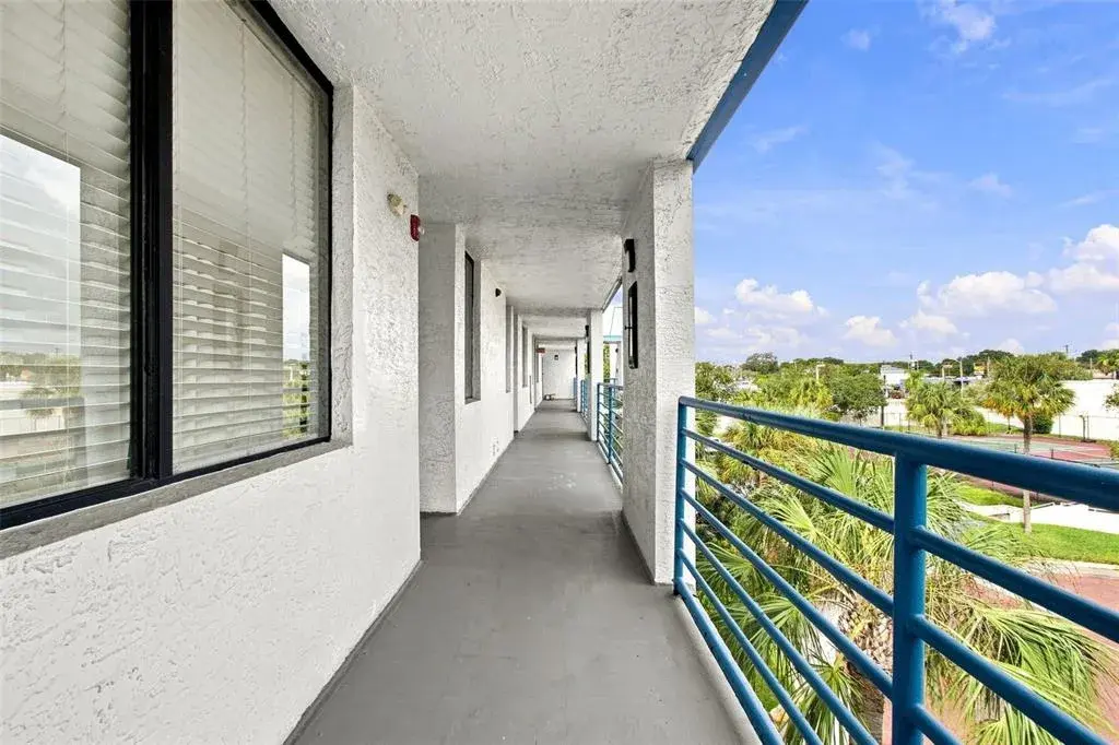 Property for sale at 2424 W TAMPA BAY BOULEVARD UNIT L404, TAMPA, FL, 33607