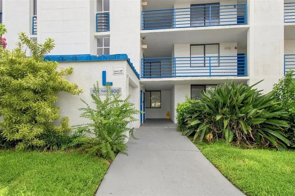 Property for sale at 2424 W TAMPA BAY BOULEVARD UNIT L404, TAMPA, FL, 33607