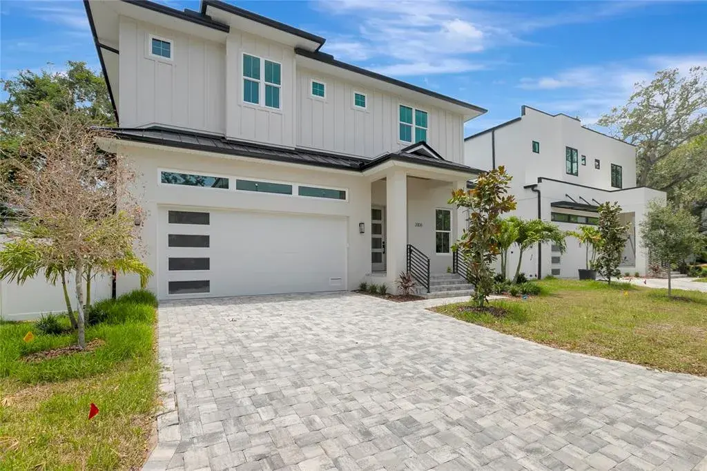 Property for sale at 3106 W COACHMAN AVENUE, TAMPA, FL, 33611