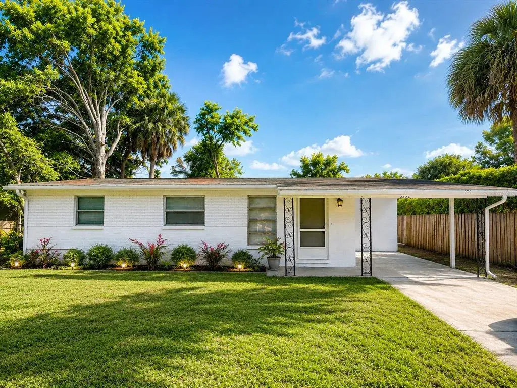 Property for sale at 2318 E 111TH AVE, TAMPA, FL, 33612