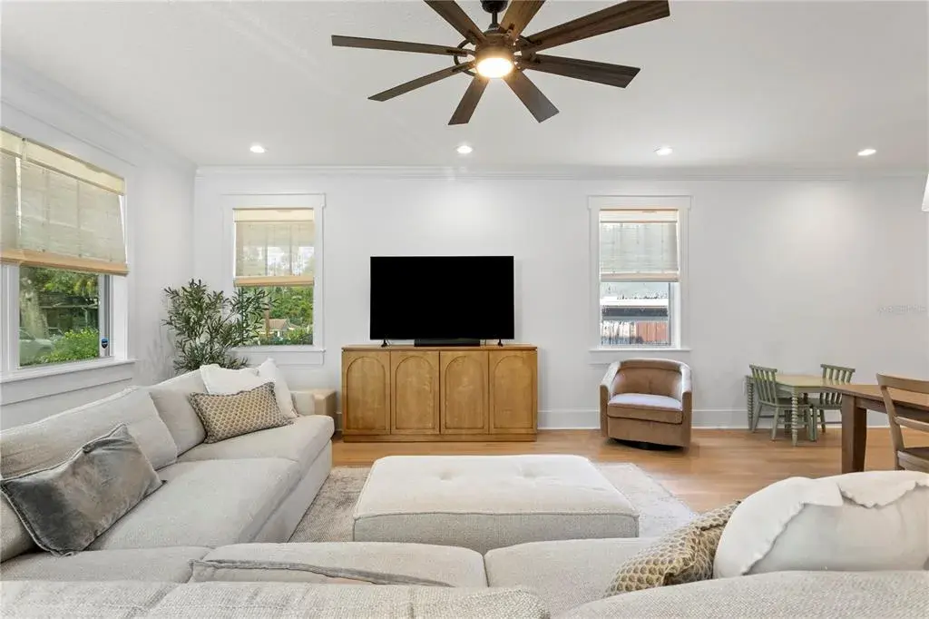 Property for sale at 213 W ELM STREET, TAMPA, FL, 33604