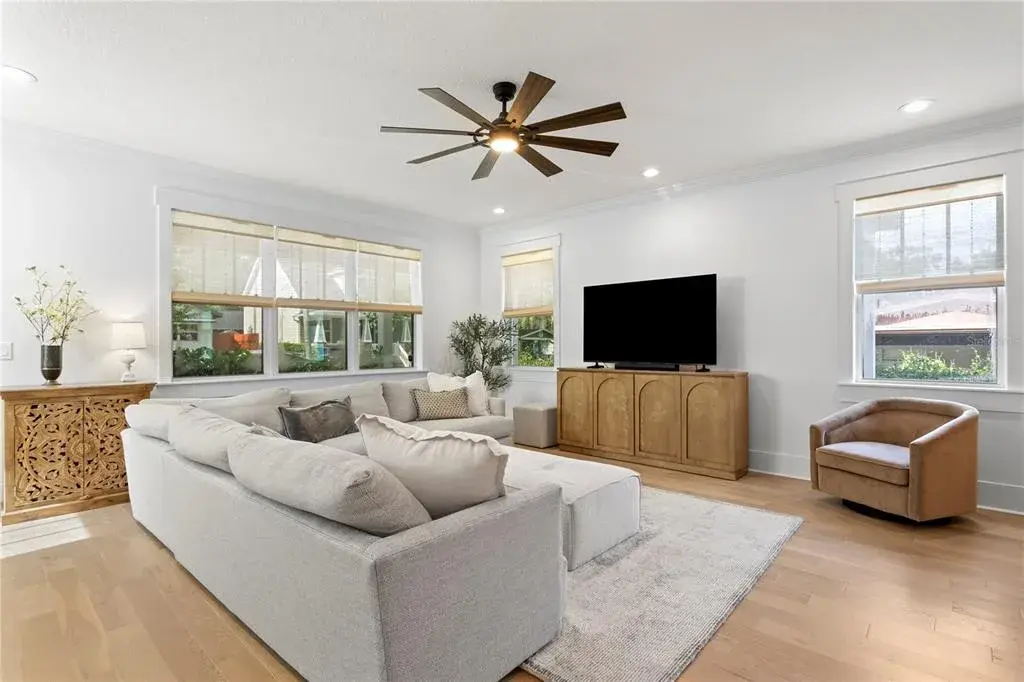 Property for sale at 213 W ELM STREET, TAMPA, FL, 33604
