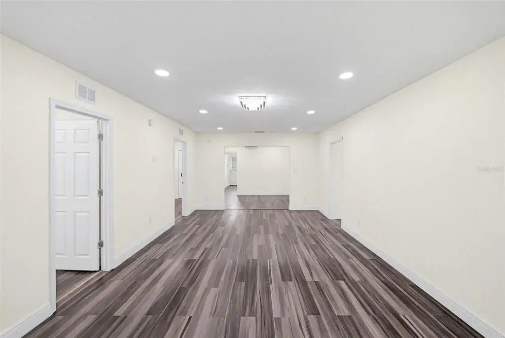 Property for sale at 9402 N 12TH ST, TAMPA, FL, 33612