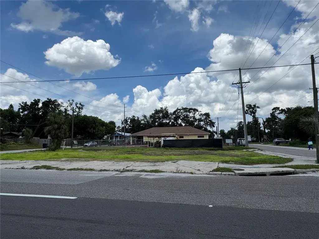 Property for sale at 2804 E COLUMBUS DRIVE, TAMPA, FL, 33605