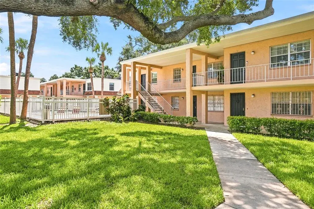 Property for sale at 4702 MICHAEL COURT UNIT 142, TAMPA, FL, 33614