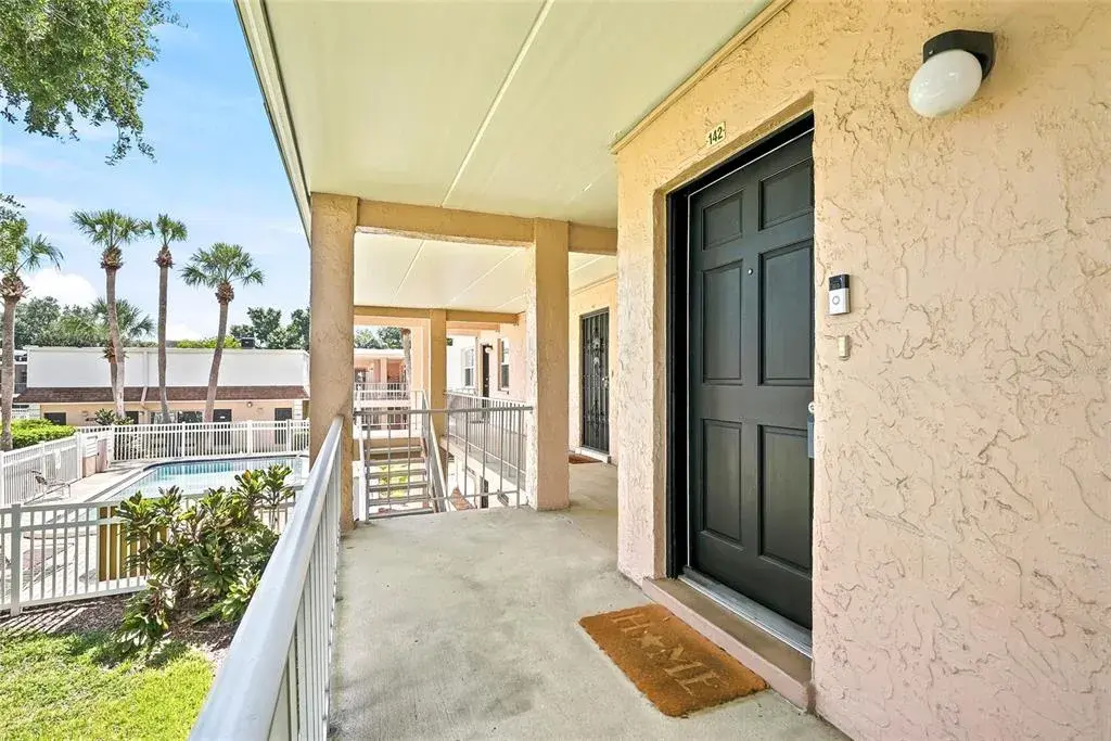 Property for sale at 4702 MICHAEL COURT UNIT 142, TAMPA, FL, 33614