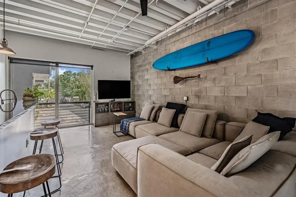 Property for sale at 3107 W DE LEON STREET UNIT 6, TAMPA, FL, 33609