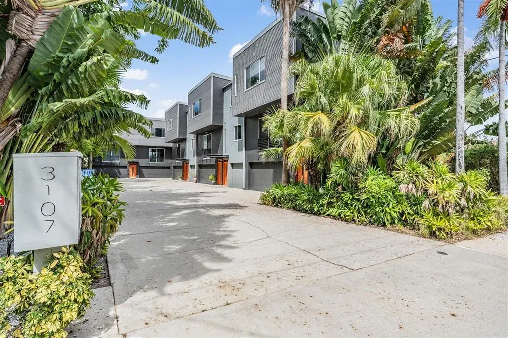 Property for sale at 3107 W DE LEON STREET UNIT 6, TAMPA, FL, 33609