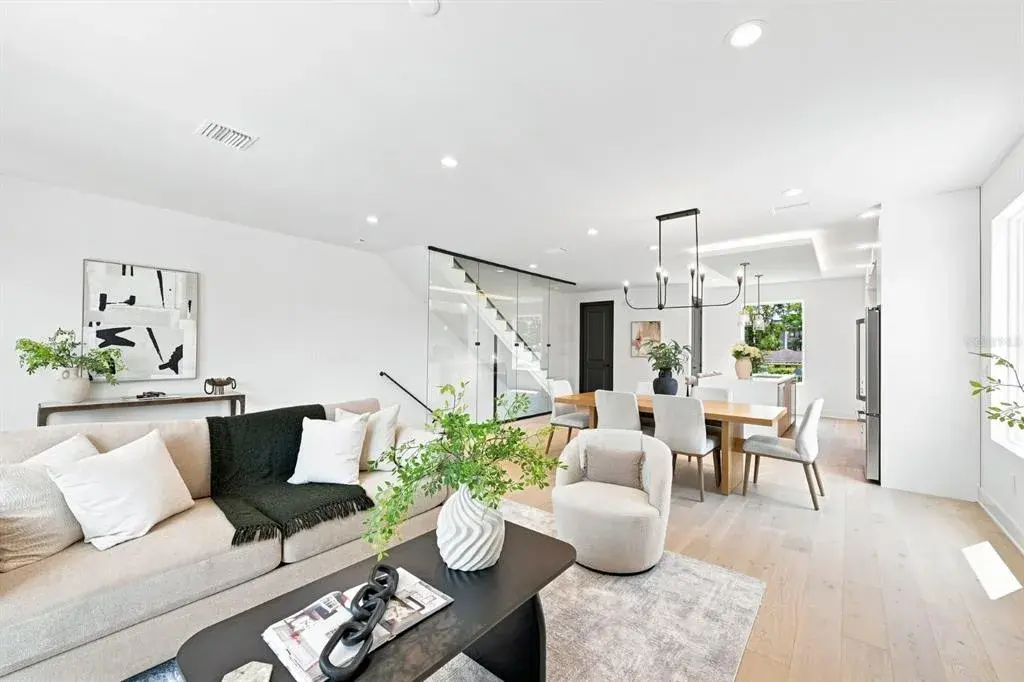Property for sale at 310 W COLUMBUS DRIVE UNIT 8, TAMPA, FL, 33602
