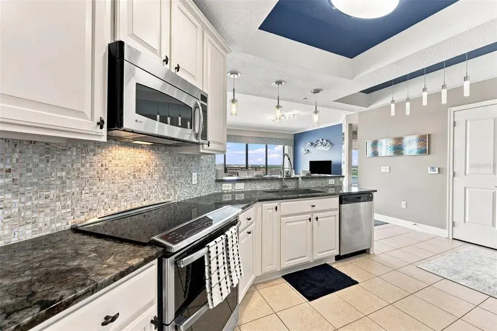 Property for sale at 1209 E CUMBERLAND AVENUE UNIT 1404, TAMPA, FL, 33602