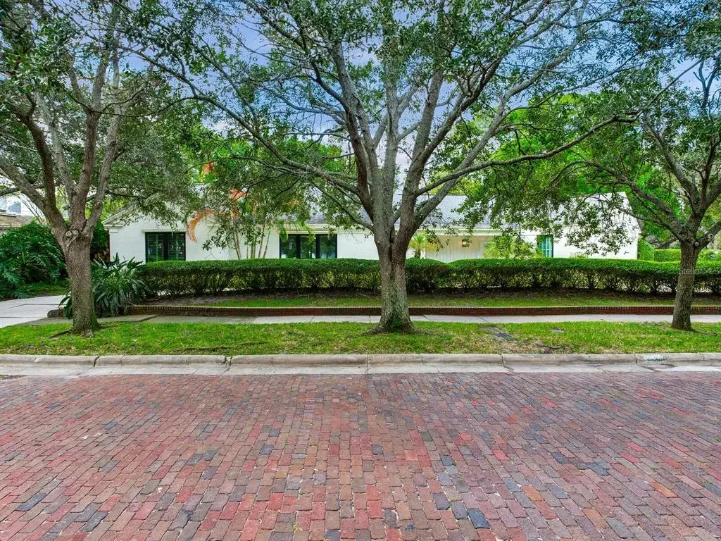 Property for sale at 3401 S ALMERIA AVENUE, TAMPA, FL, 33629