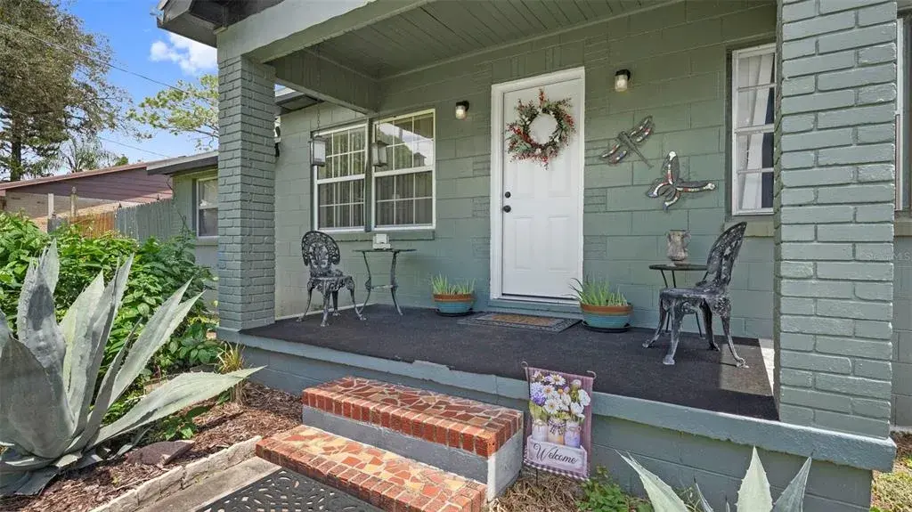 Property for sale at 8709 EL PORTAL DRIVE, TAMPA, FL, 33604